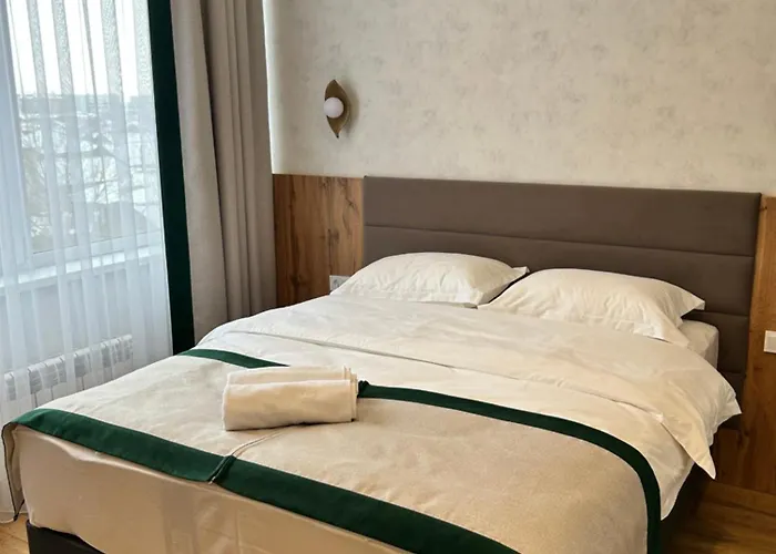 Green Forest Hotel