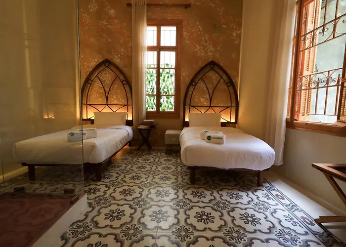 Beit Toureef - Home