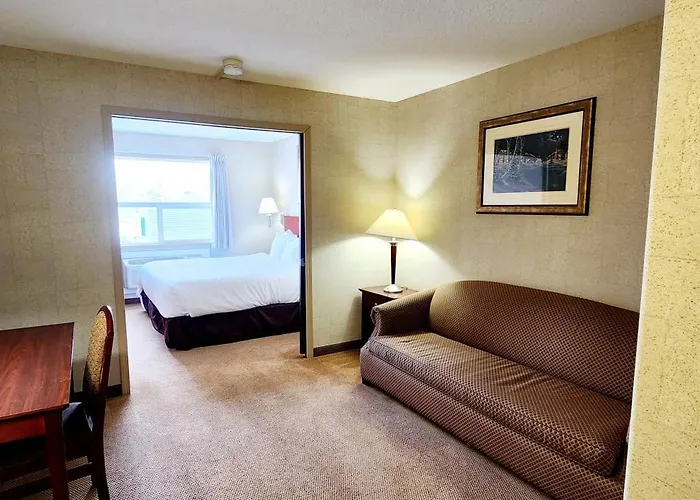 Park Hill Inn & Suite