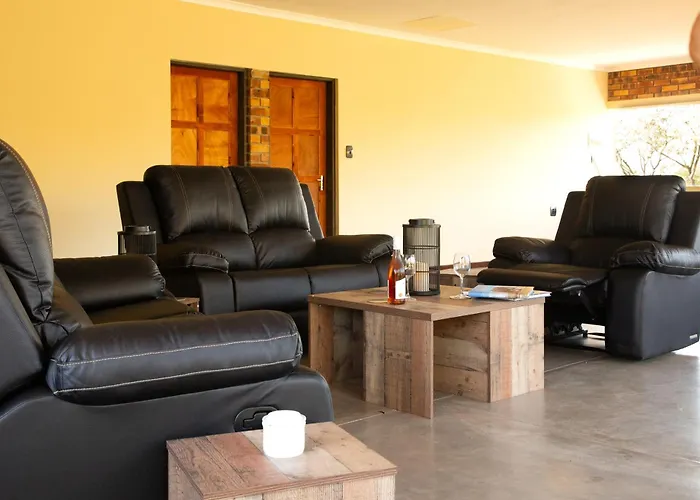 Melamar Estate