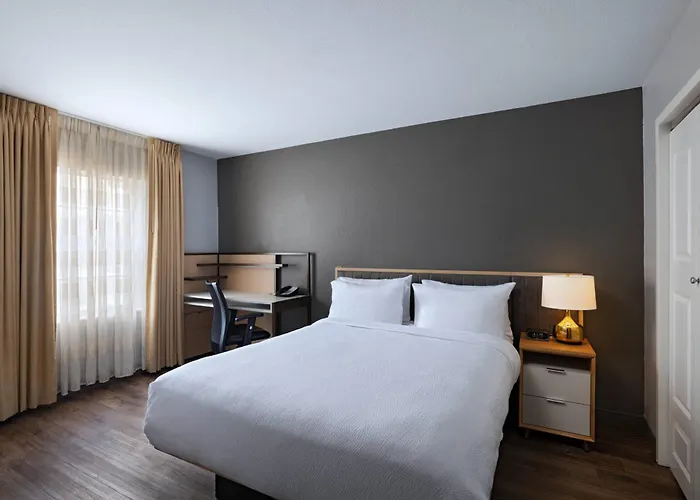 Towneplace Suites By Marriott Baton Rouge South