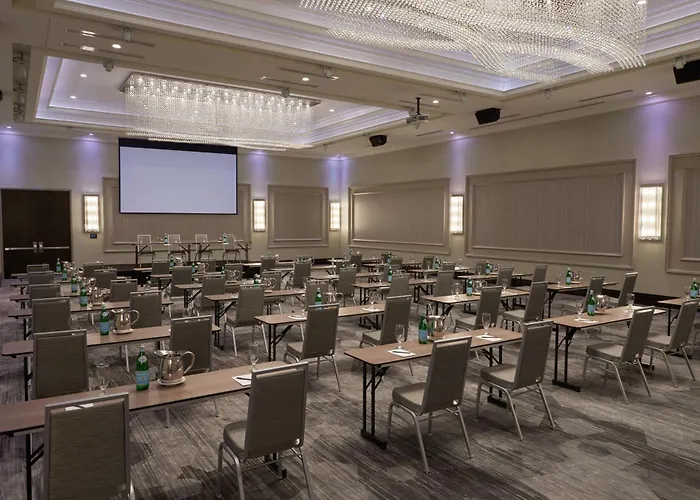 Towneplace Suites By Marriott Oshawa