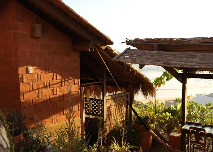 LA LOMA LINDA, Bungalows y Yoga