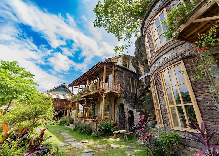 Mai Chau 4 Seasons Hotel&Resort