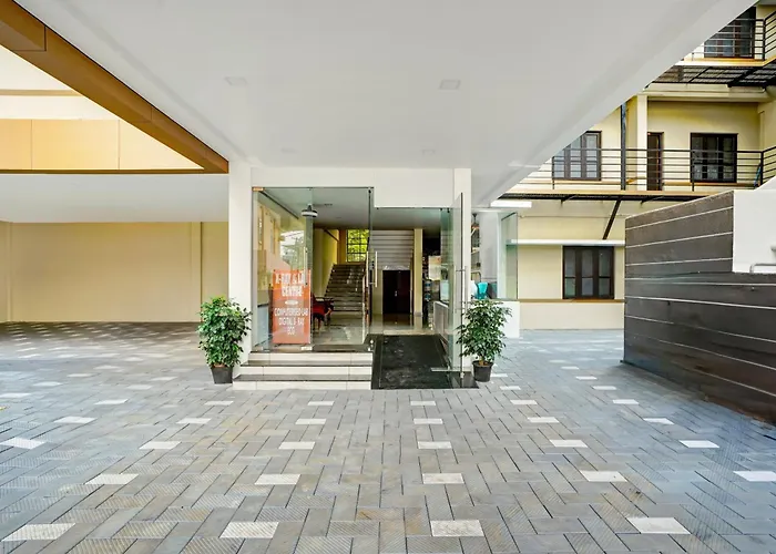 Hotel O Souparnika Residency
