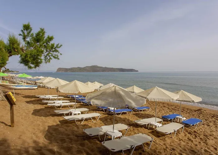 Vetoulas Suites n Studios in Stalos beach