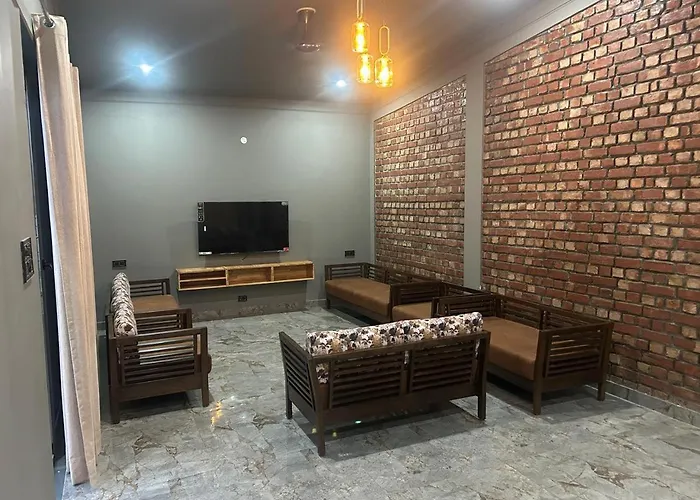 Adg Corbett Villa