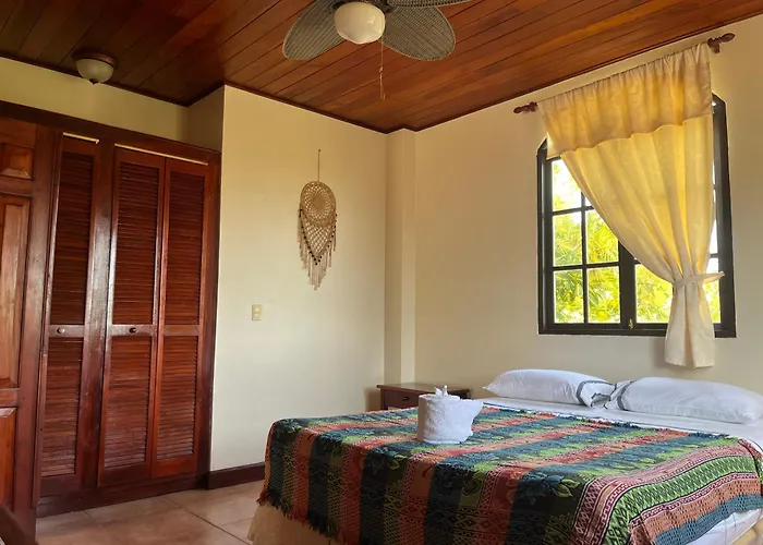 Beachside Stay At Villa Viyarte