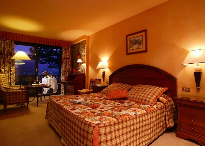 Hotel & Spa El Castell De Ciutat
