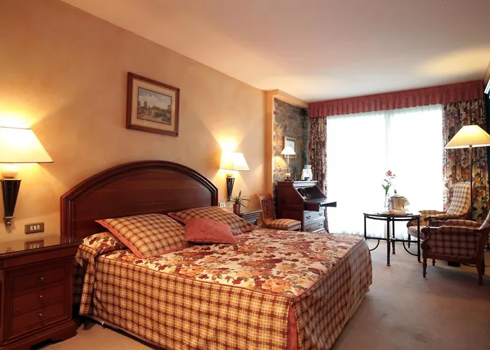 Hotel & Spa El Castell De Ciutat