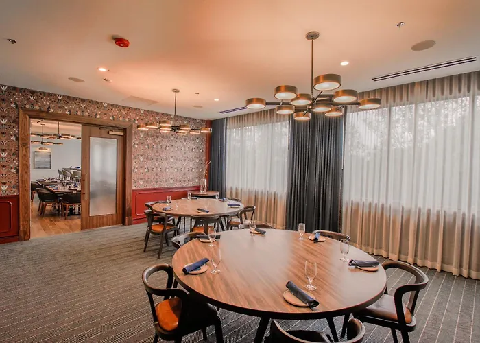 Doubletree By Hilton Clarksville Riverview