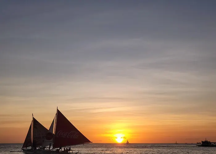 Sunvilla Beachfront Hotel