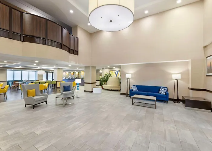 Comfort Inn & Suites Arlington Heights - Schaumburg