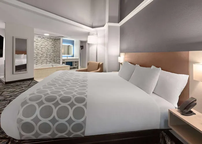 Baymont By Wyndham Warrenton