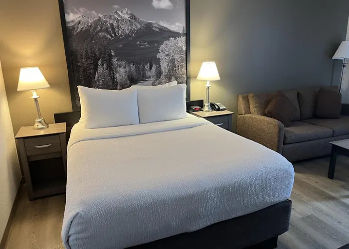Super 8 By Wyndham Dawson Creek