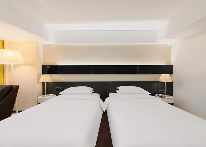 Kaoyu Hotel - Chongqing Guanyinqiao Pedestrian Street