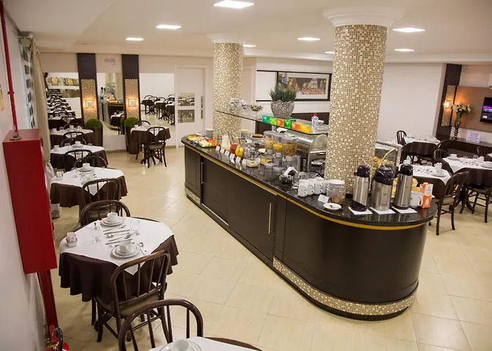 Dois Vizinhos Palace Hotel
