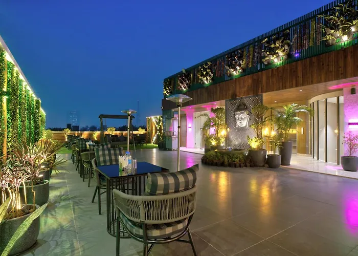 Hotel Gold The Royal A Luxurious Stay- Near New Delhi Railway Station & Connaught Place
