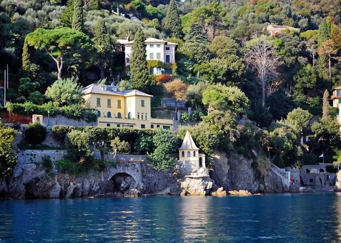 Portofino Deluxe Family Suite - Balcony, Sea View, Private Hotel Beach
