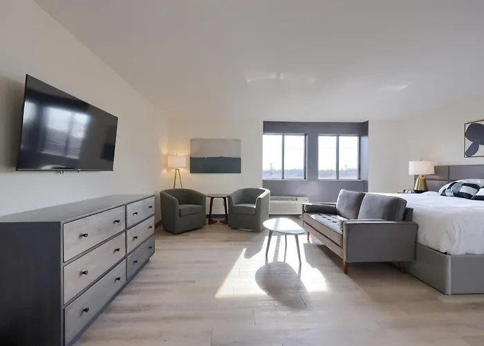 Lititz Pointe Inn And Suites