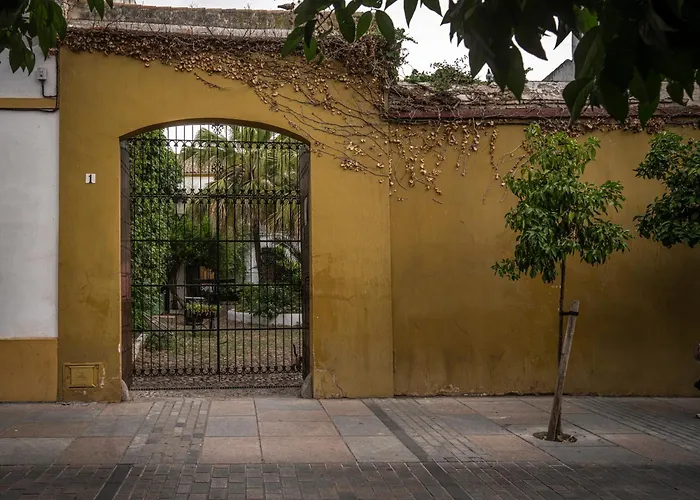 Palacio De Los Angulo Casa Historica En El Centro De Cordoba