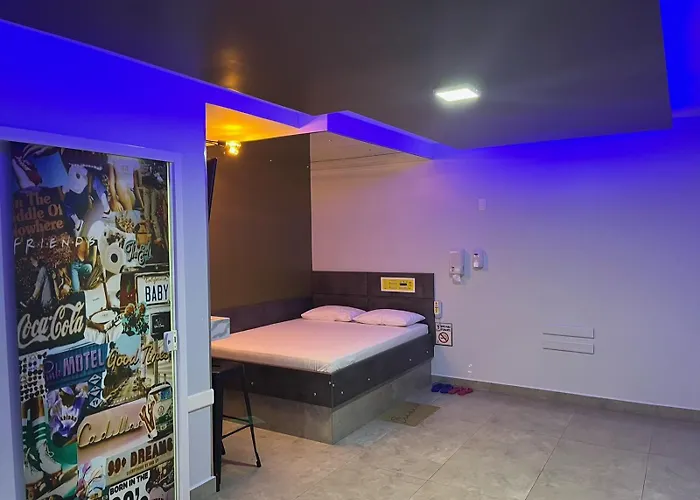 Motel Drive In T - Prolongamento Da Avenida Getulio Vargas Facil Acesso Ao Shopping Patio Chapeco