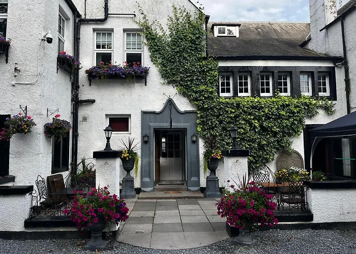 Abbotsford Hotel