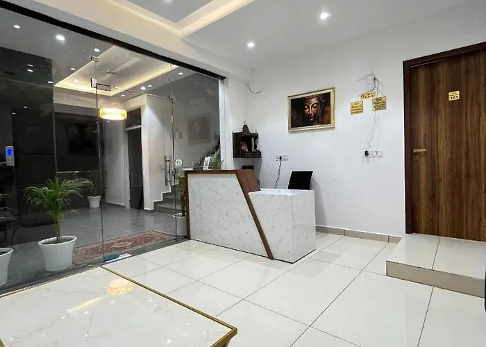 Hotel Platinum Inn
