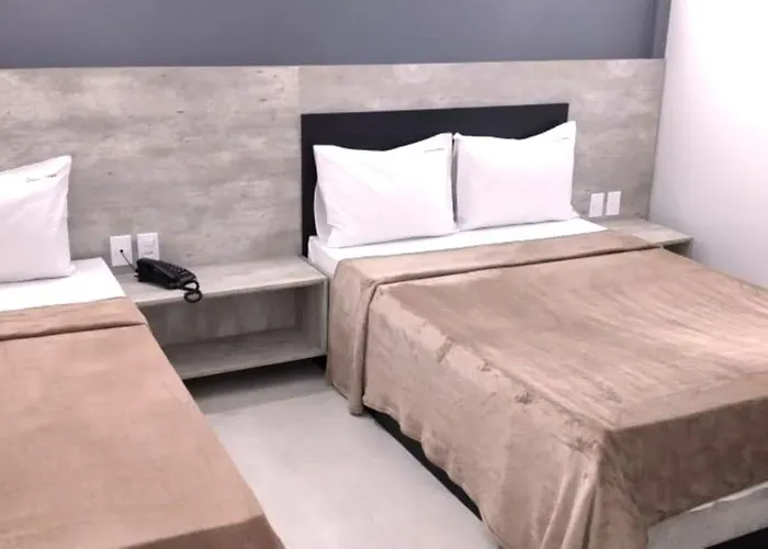 Hotel Phizalis
