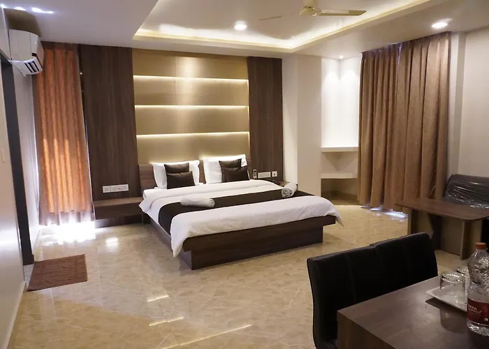 Hsm Grand Inn, Chittoor