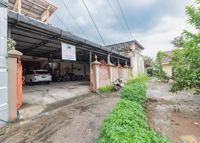 Reddoorz Syariah Near Alun Alun Sumedang