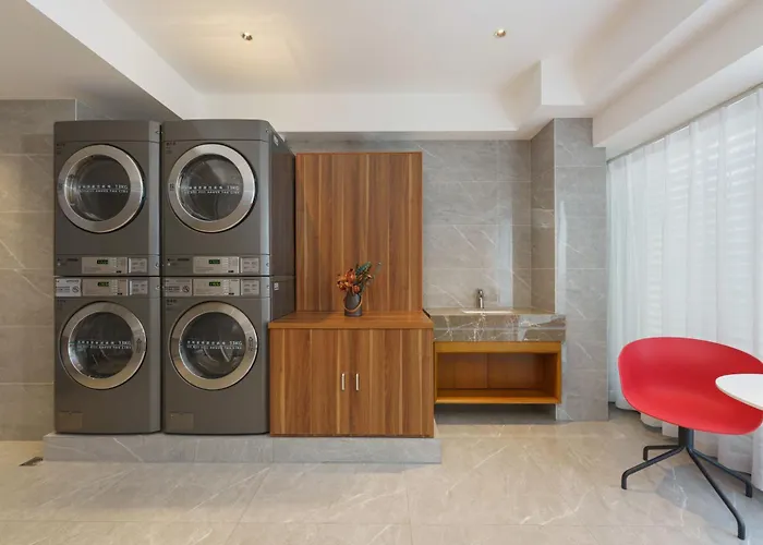 Urumqi Luolan Hotel