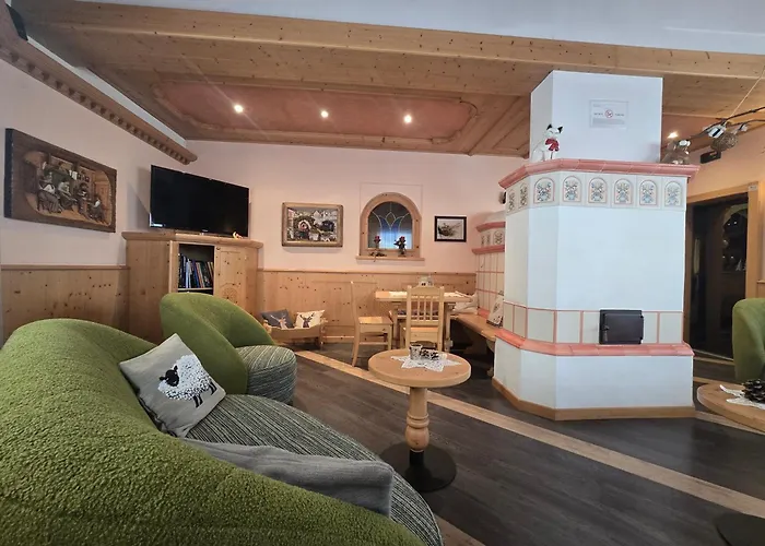 Hotel Azola