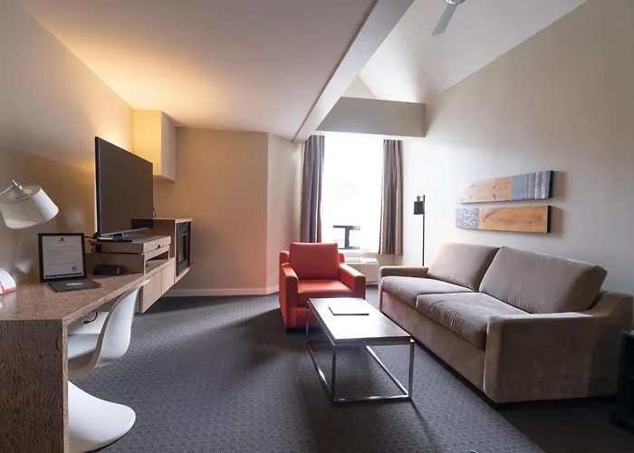 Adara Hotel