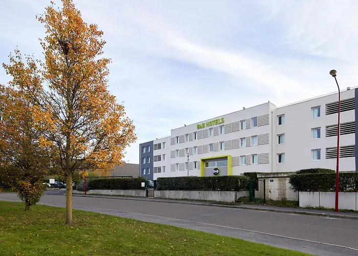 B&B HOTEL Paris Nord Gonesse Parc des Expos