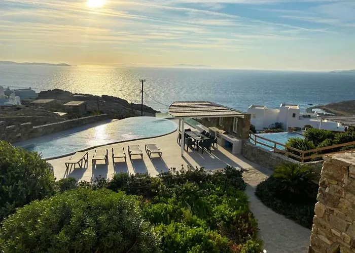 White Rock Suites & Villas