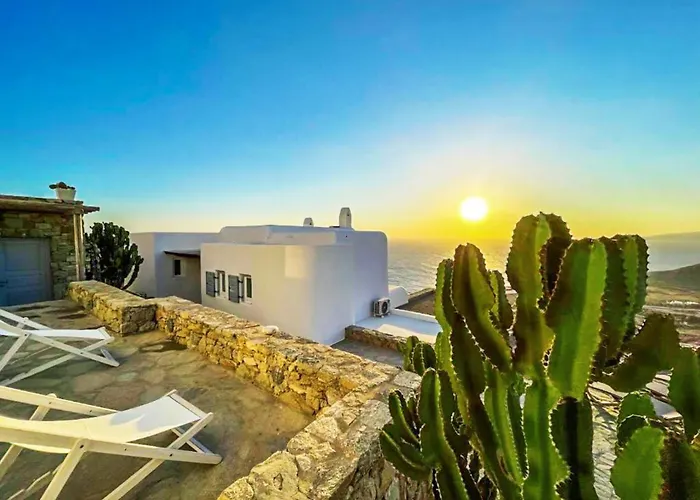 White Rock Suites & Villas