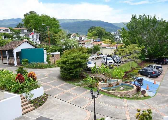 Valle De Santiago Hotel Boutique