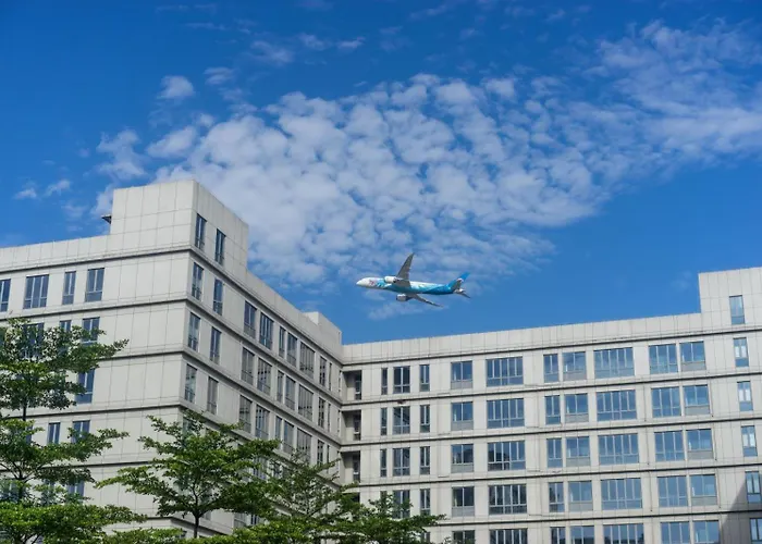 Guangzhou Baiyun Airport Yunzhi 云智 Hotel Near Terminal Two-Free Shuttle Bus To Guangzhou Baiyun International Airport & Free Delivery Service To Canton Fair Comlex During Canton Fair Period