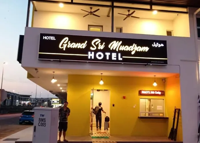 Grand Sri Muadzam Hotel
