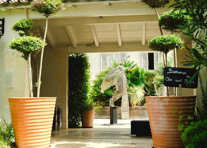 Le Clos Saint-Martin Hôtel&Spa