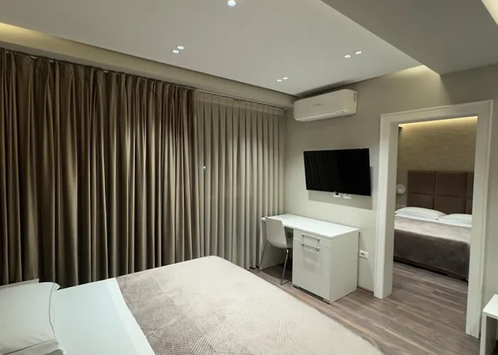 Hotel Oresti Center