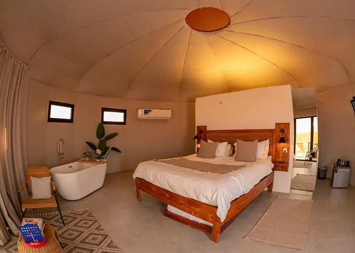 Starry Domes Desert Camp