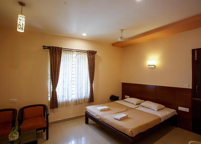 Philomena Hotel & Apartment
