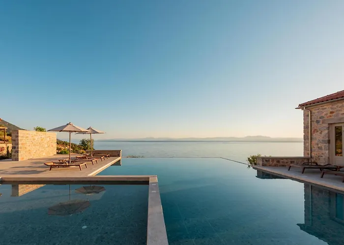 Sampatiki Suites & Spa - Luxury Seaview Suites - Opened 2024