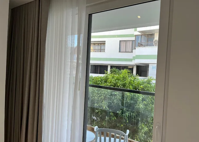 Hotels 111