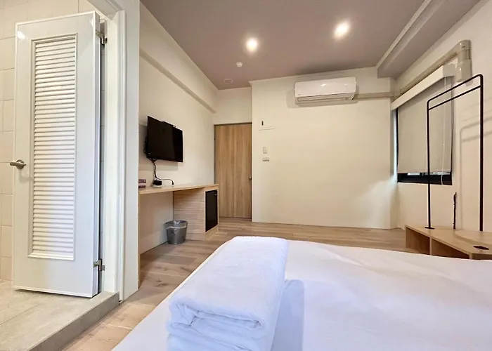 Yan Bin Hotel