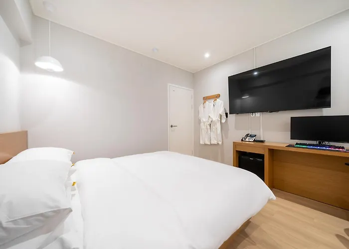 Mono Hotel