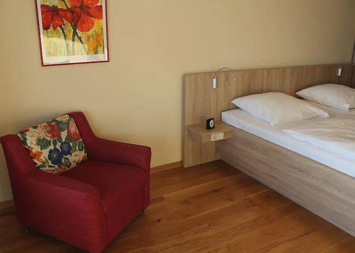 Burghotel Schöne Aussicht Bauer GmbH