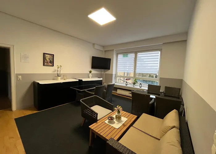 Doppeltimmer Tv-Bad-Kühlschrank-10